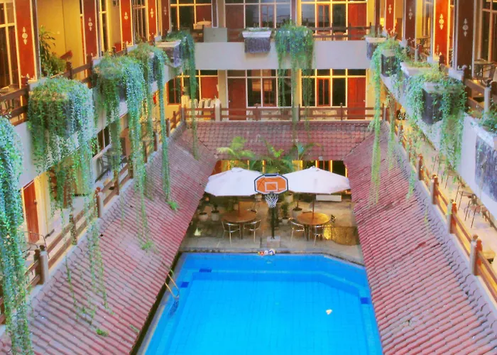 Karthi Hotel 3*