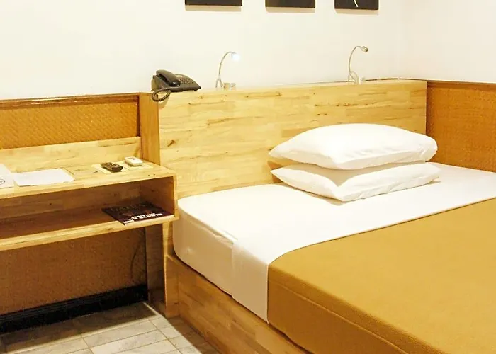 Karthi Hotel Kuta (Bali)